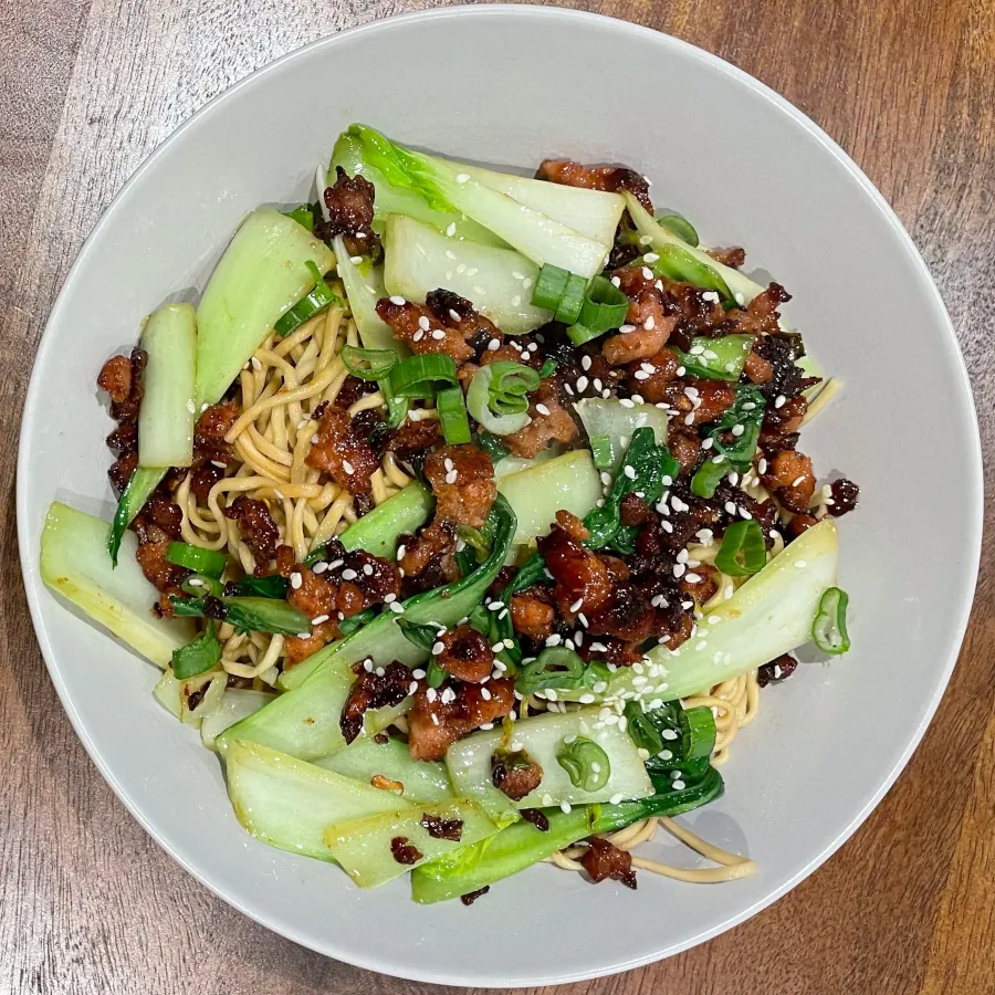 Garlic Chilli Pak Choi and Pork Noodles